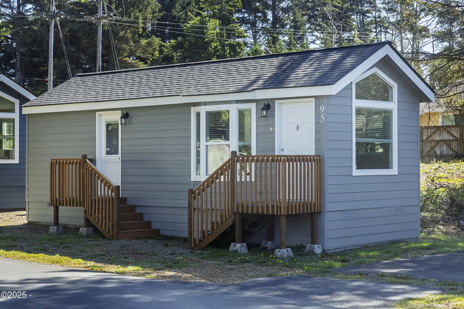 Property Photo: 4875 N Hwy 101 95 OR 97341