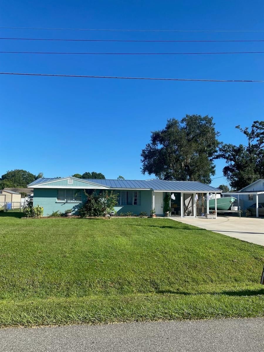 Property Photo:  209 6th Avenue SW  FL 33570