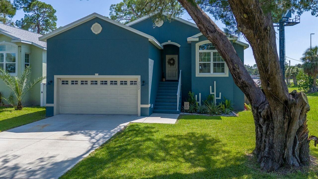 Property Photo: 5352 Cotee River Drive FL 34652