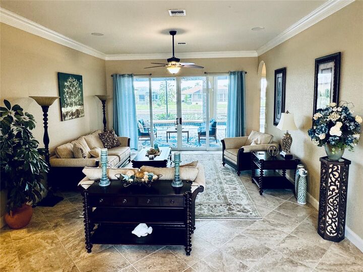 Property Photo: 1024 San Mateo Drive FL 33950