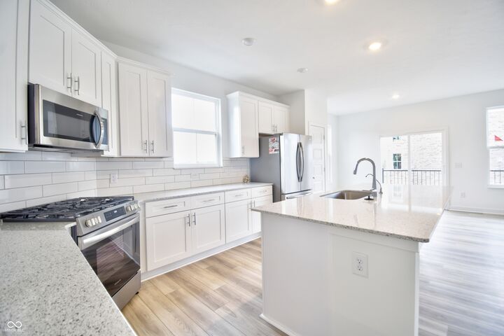 Property Photo: 13721 Gatsby Drive IN 46038
