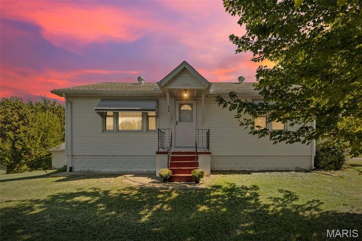 712 Hill Road  Caseyville IL 62232 photo