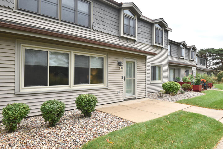1110 Prairie Dr 41 L  Mount Pleasant WI 53406 photo