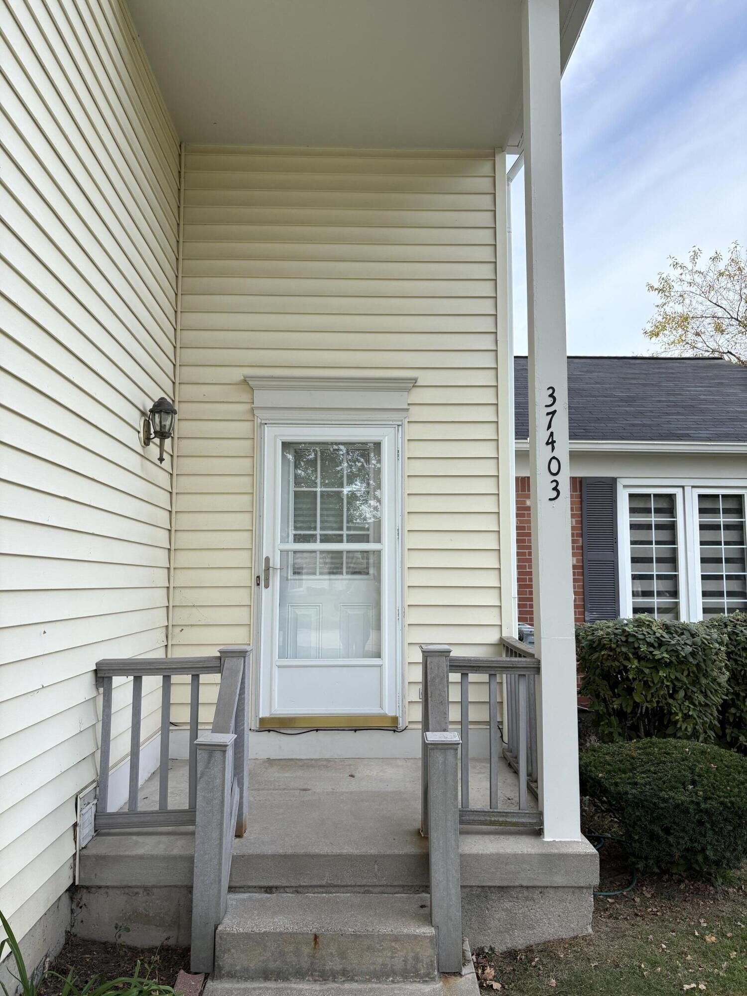 Property Photo: 37403 Stonegate Circle MI 48036