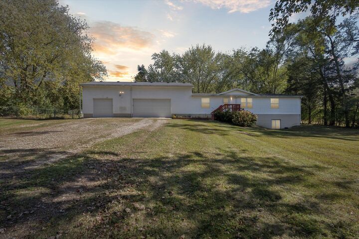 149 Hall Street  Michigan Center MI 49254 photo