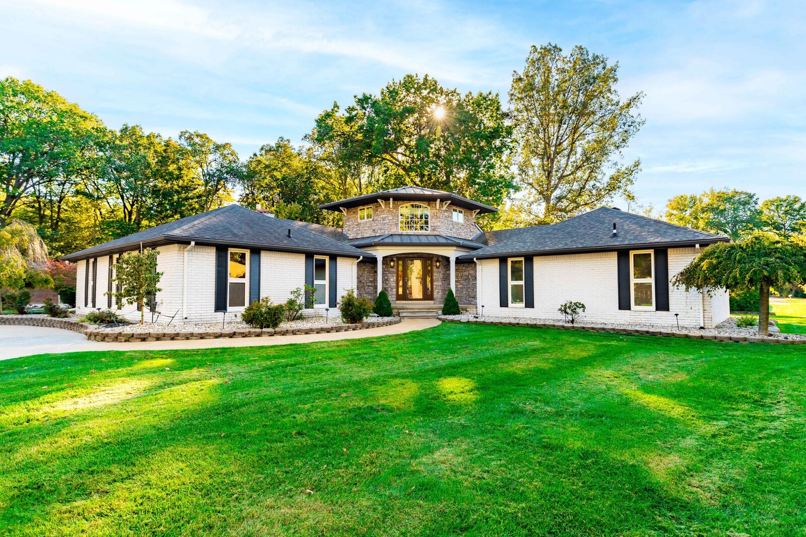 Property Photo: 26036 Parke Lane MI 48138