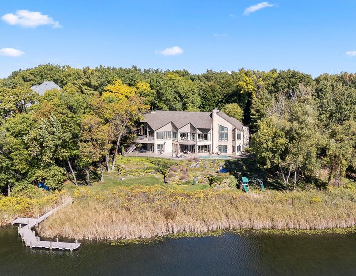 1735 Heron Ridge Drive  Bloomfield Hills MI 48302 photo