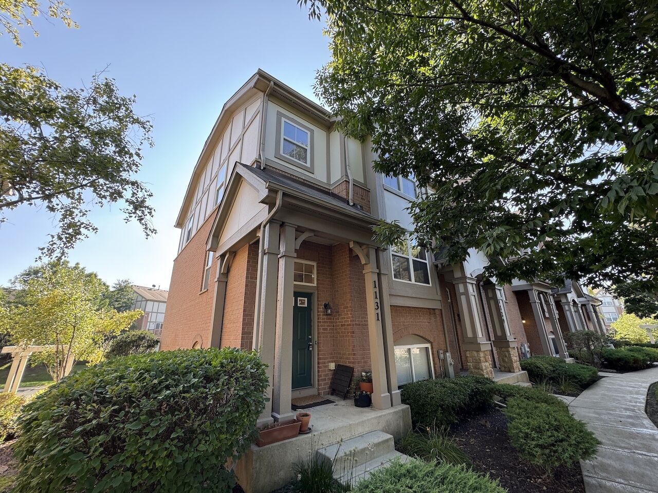 Property Photo: 1131 N Claremont Drive IL 60074