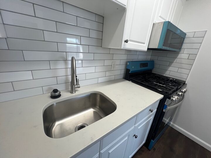 Property Photo: 1750 N Marywood Avenue 315 IL 60505