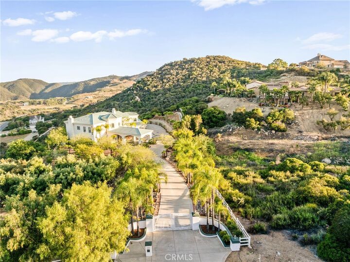 Property Photo: 37626 Via Majorca CA 92562