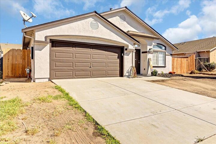 Property Photo:  715 Skinner Street  CA 93960 