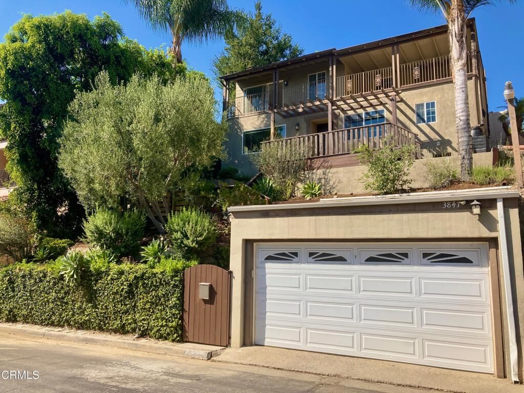 Property Photo: 3847 Sunbeam Drive CA 90065