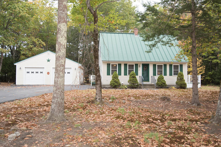 86 Brookwood Drive  Gorham ME 04038 photo