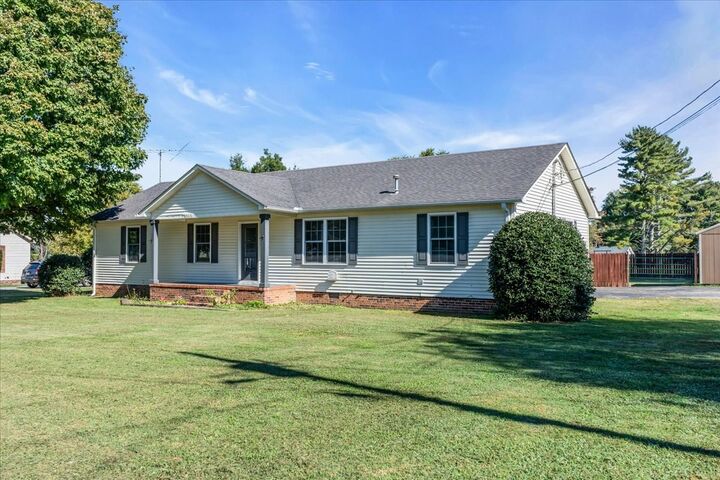 Property Photo: 145 Hawkins Dr TN 37166