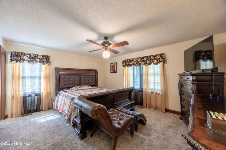 Property Photo: 4853 Lakeview Road NC 27822