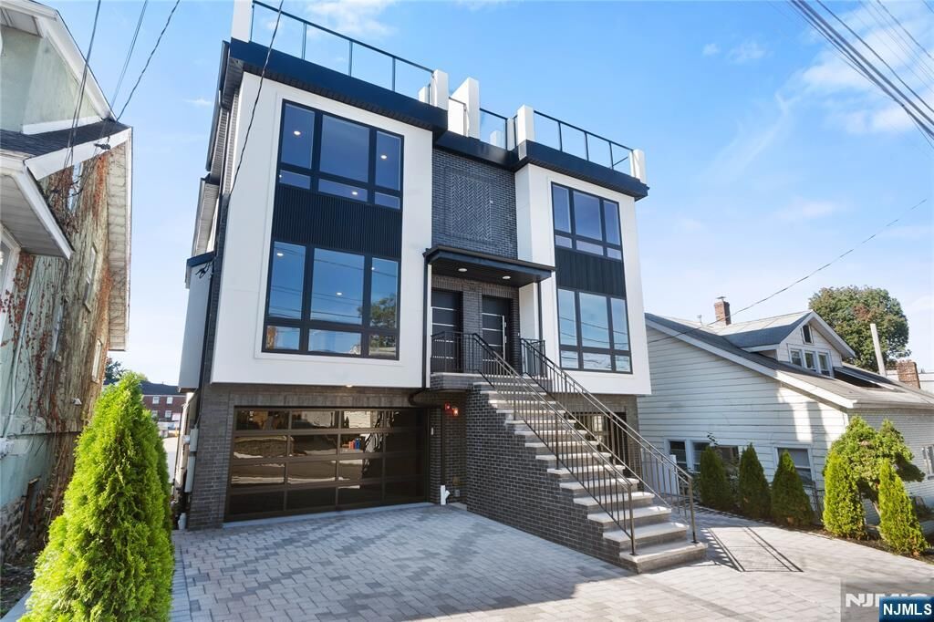 Property Photo:  362 Lafayette Avenue B  NJ 07010 