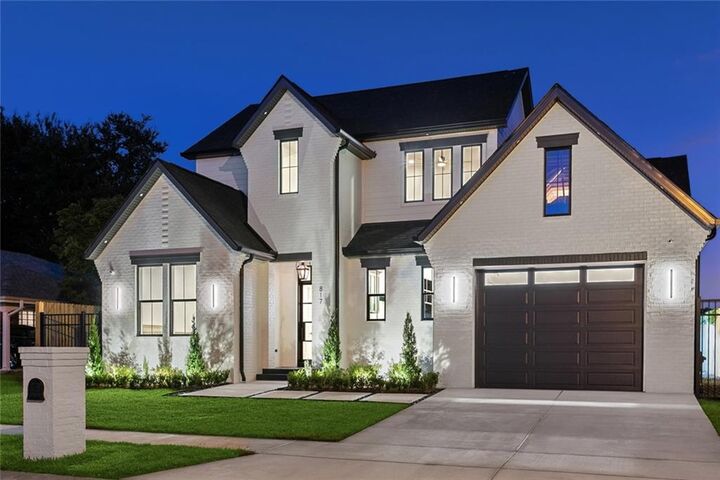 Property Photo: 817 Smith Drive LA 70005