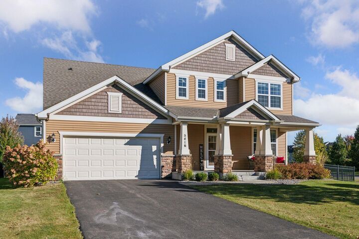 Property Photo:  5416 Southridge Circle  MN 55129 