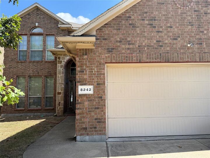 8242 Clarkview Drive  Dallas TX 75236 photo