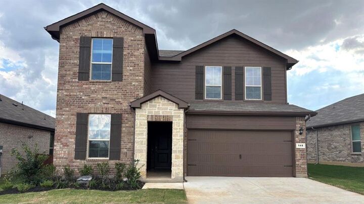 Property Photo:  148 Chestnut Terrace  TX 76023