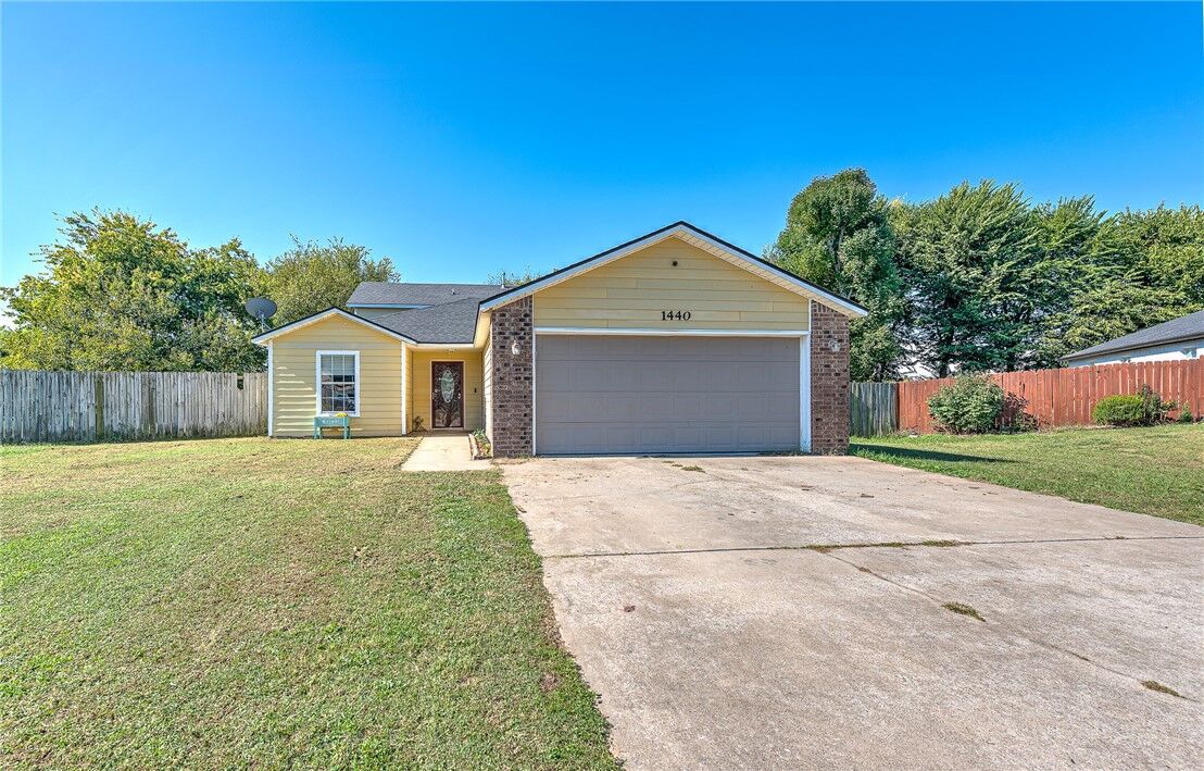 Property Photo: 1440 Tumbleweed Drive AR 72764
