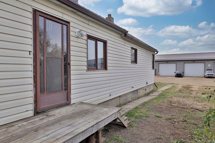 Property Photo: 126 Alberta Street AB T0B 3L0