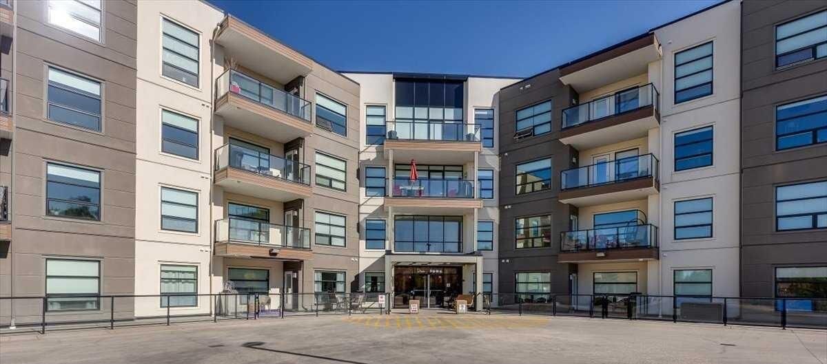 Property Photo: 5110 36 Street 106 AB T4N 0T2