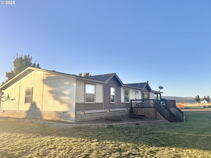 Property Photo:  1782 Bz Glenwood Hwy  WA 98619 