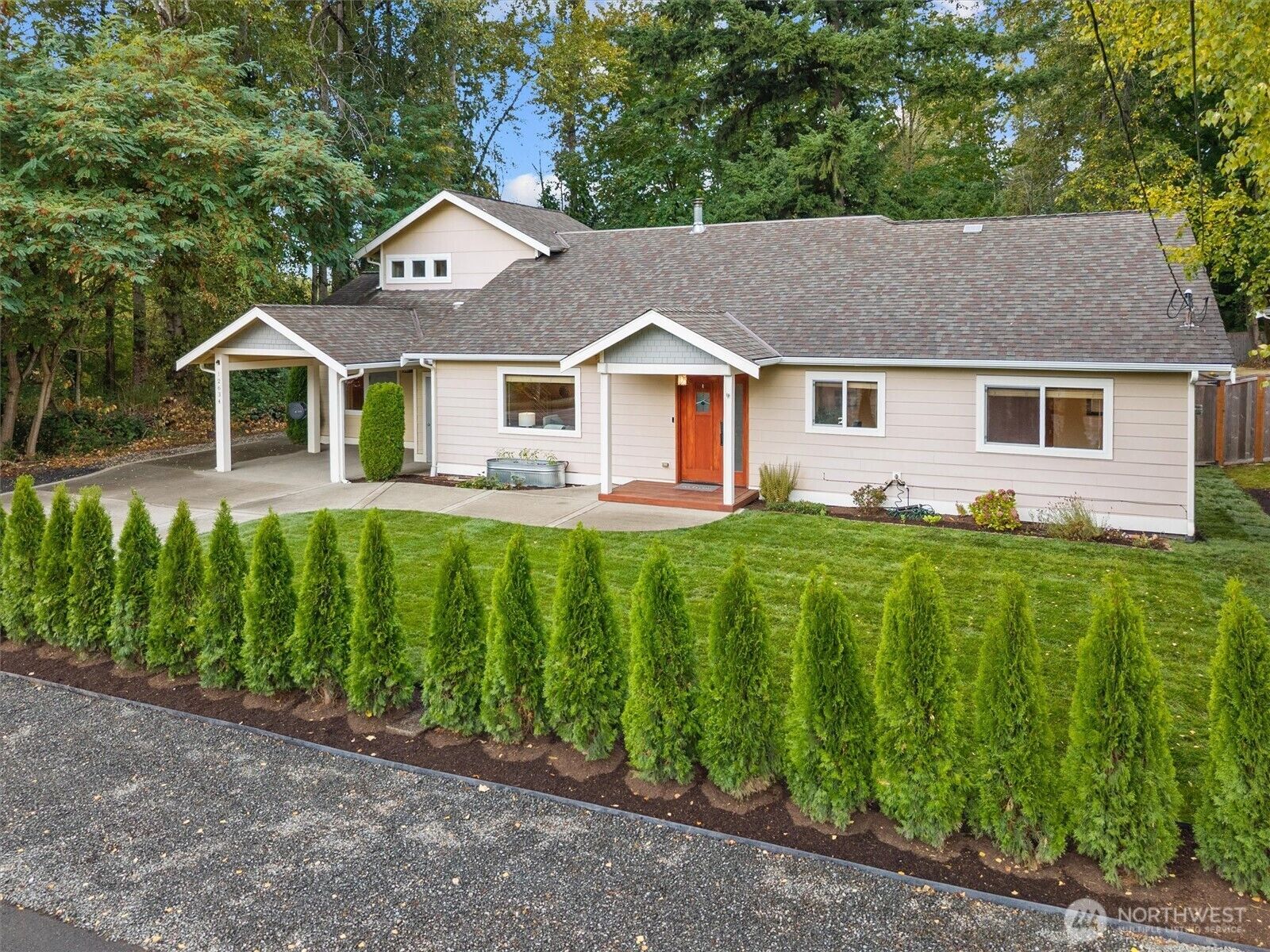 Property Photo: 12634 NE 95th Street WA 98033