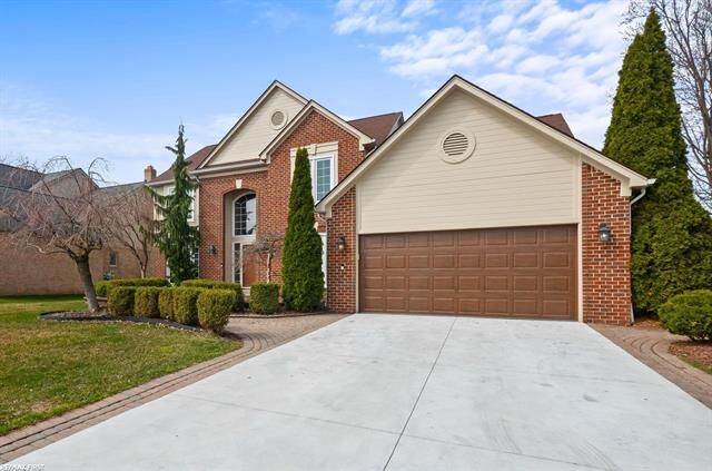 Property Photo:  4287 Renee Drive  MI 48085 