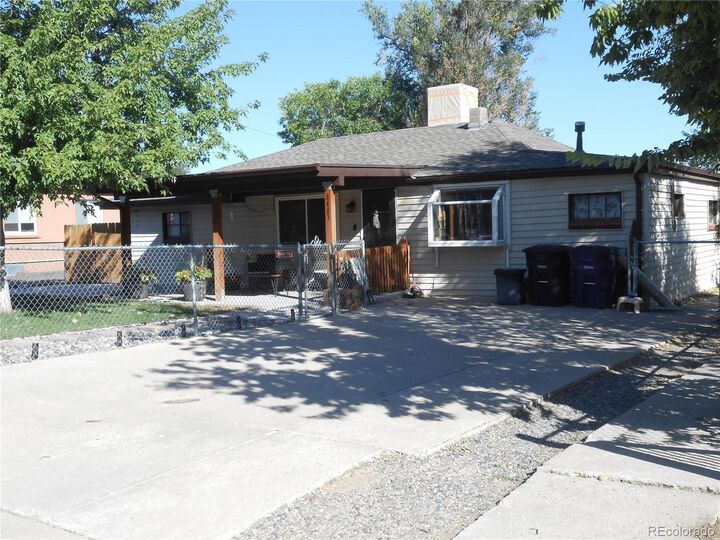 Property Photo: 2491 W Iliff Avenue CO 80219