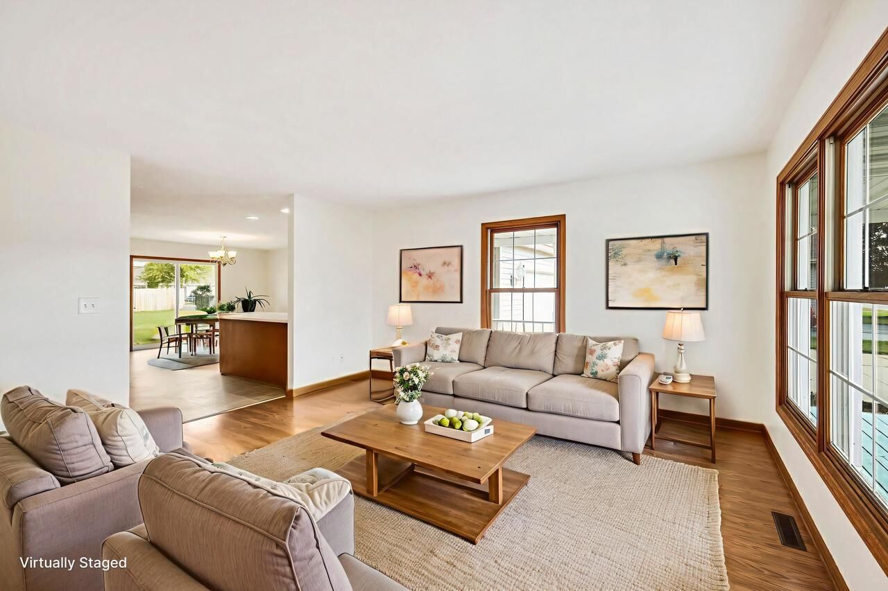 Property Photo:  2708 Omaha Drive  WI 53546 