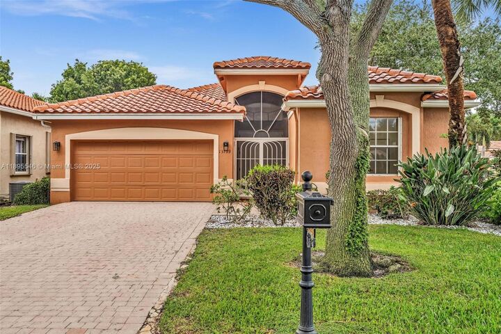 Property Photo: 13799 Via Nadina FL 33446