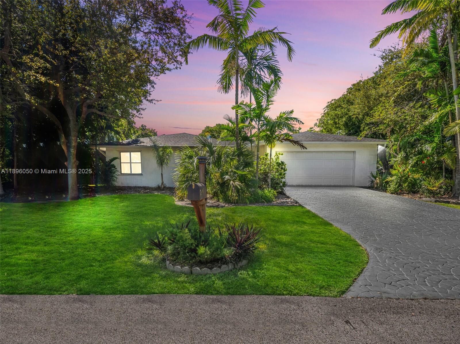 Property Photo: 8520 SW 179th St FL 33157