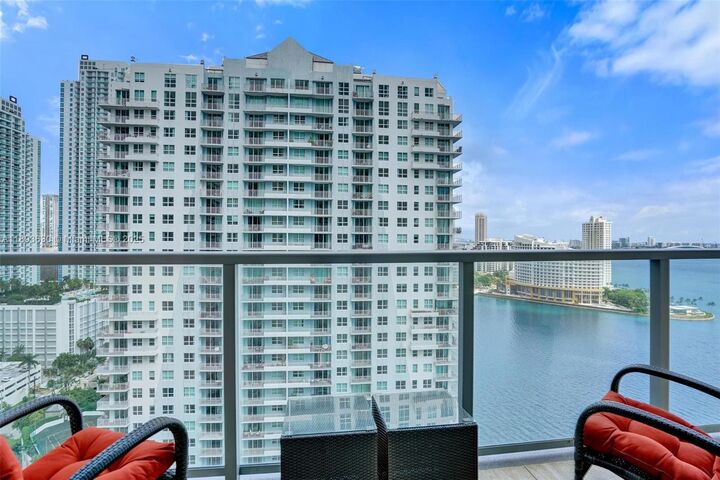 1155 Brickell Bay Dr 2404  Miami FL 33131 photo