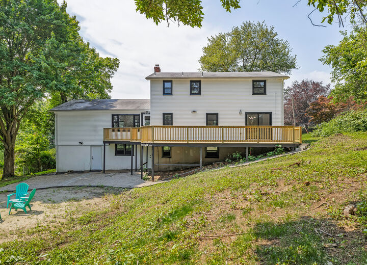 Property Photo:  91 Jennifer Road  CT 06514 
