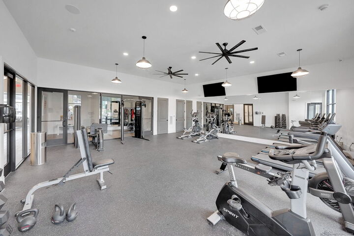 Property Photo: 280 Salmon Brook Street 4303 CT 06035