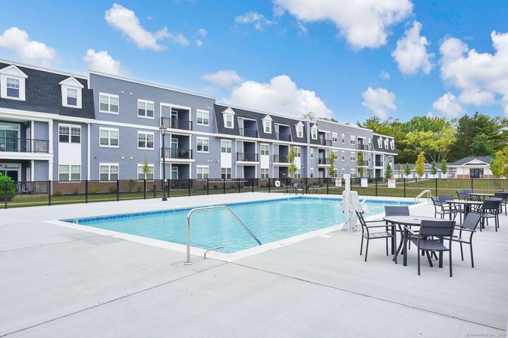 Property Photo: 280 Salmon Brook Street 4305 CT 06035