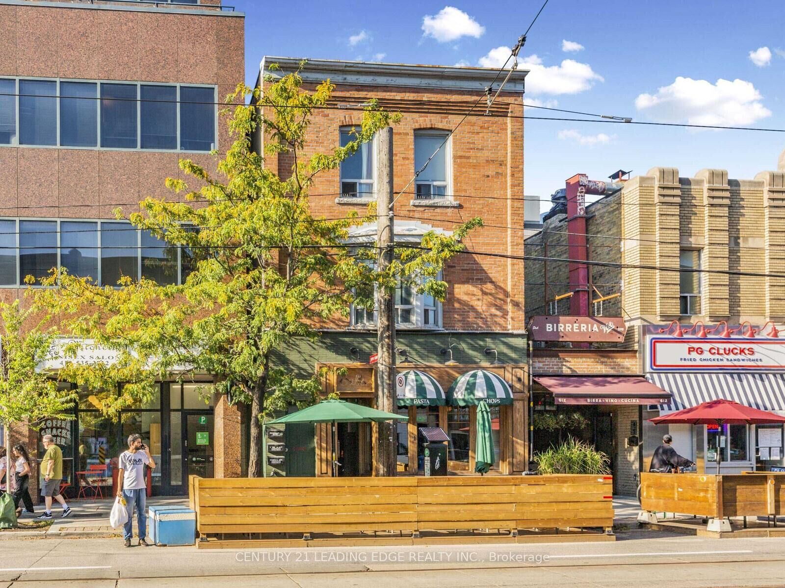 Property Photo:  614 College Street 1  ON M6G 1B4