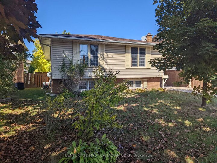 Property Photo: 6 Spartan Drive ON N3R 6C7