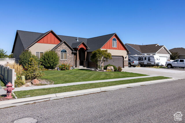 Property Photo:  808 W 400 S  UT 84337 