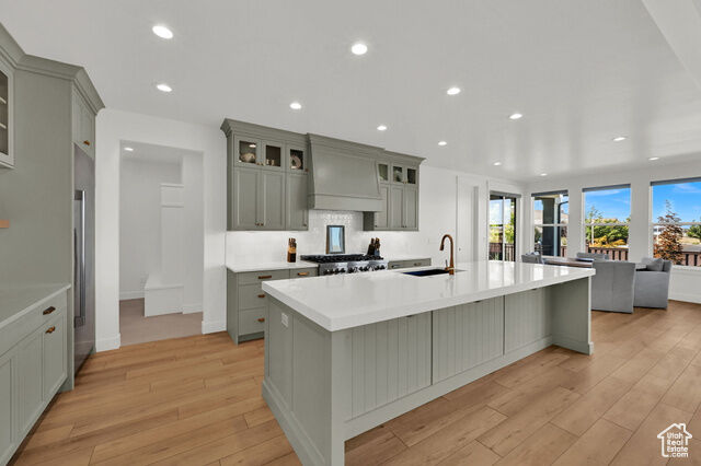 Property Photo: 532 S 1450 W UT 84025