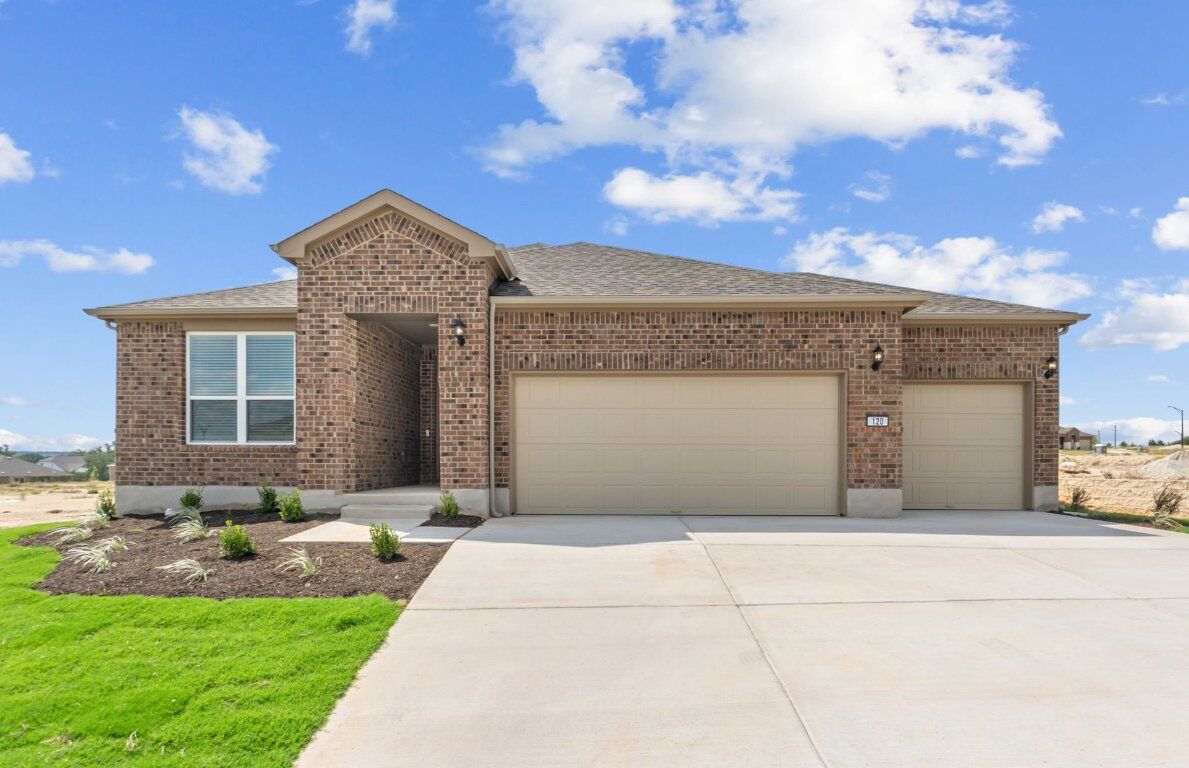 Property Photo: 120 Pelham Street TX 78633