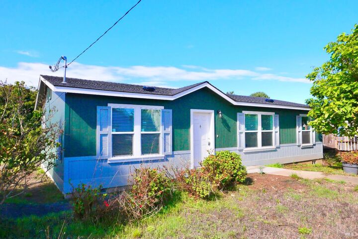 Property Photo:  575 S Whipple Street  CA 95437
