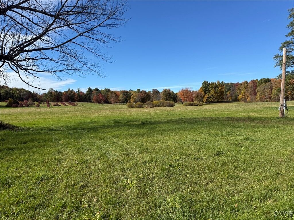 Property Photo:  15 Red School House Road  NY 13069 