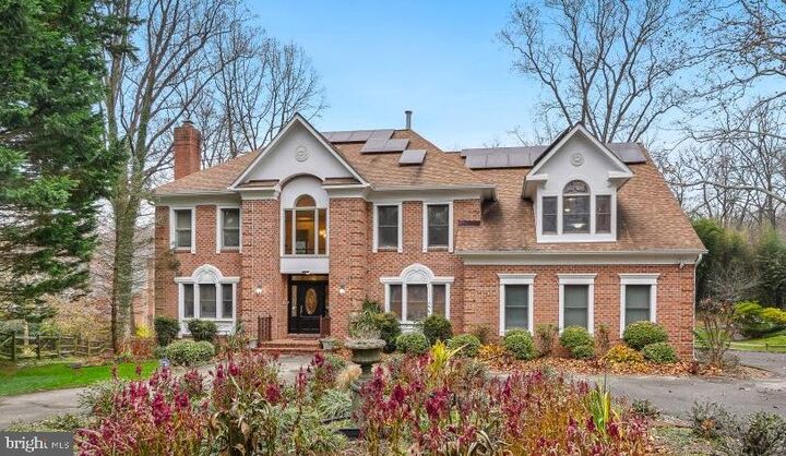 9454 Seven Locks Road  Bethesda MD 20817 photo