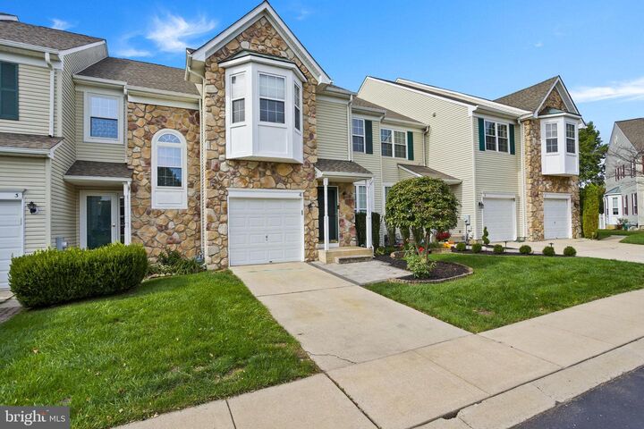 Property Photo: 4 Barclay Court NJ 08505