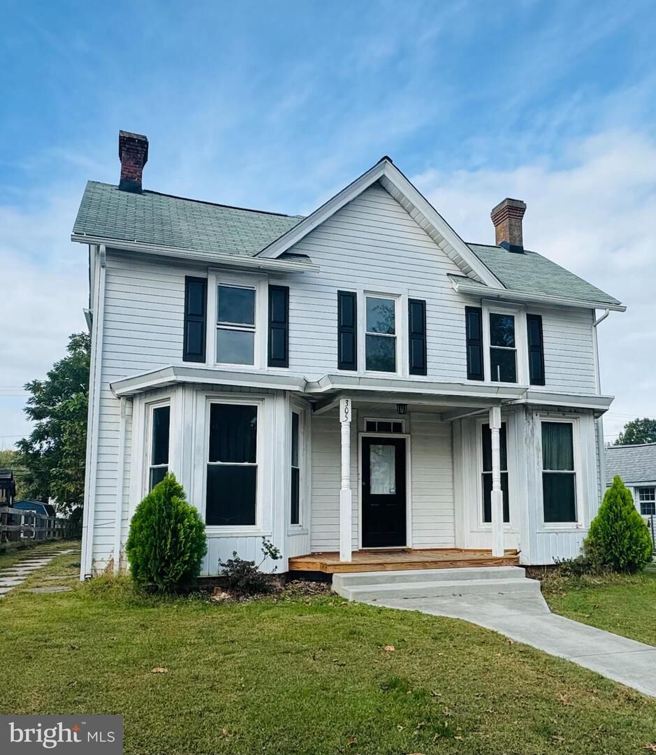 Property Photo: 305 Central Avenue MD 21660