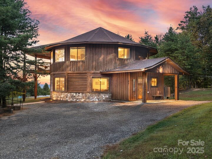 85 Balsamwood Road  Leicester NC 28748 photo