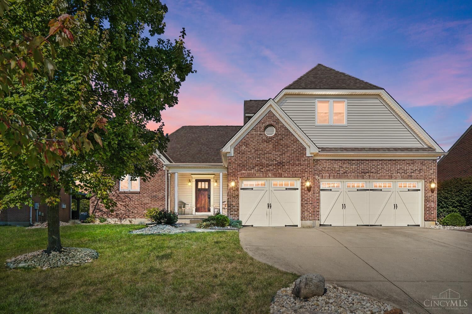 Property Photo: 2978 Audubon Drive OH 45011